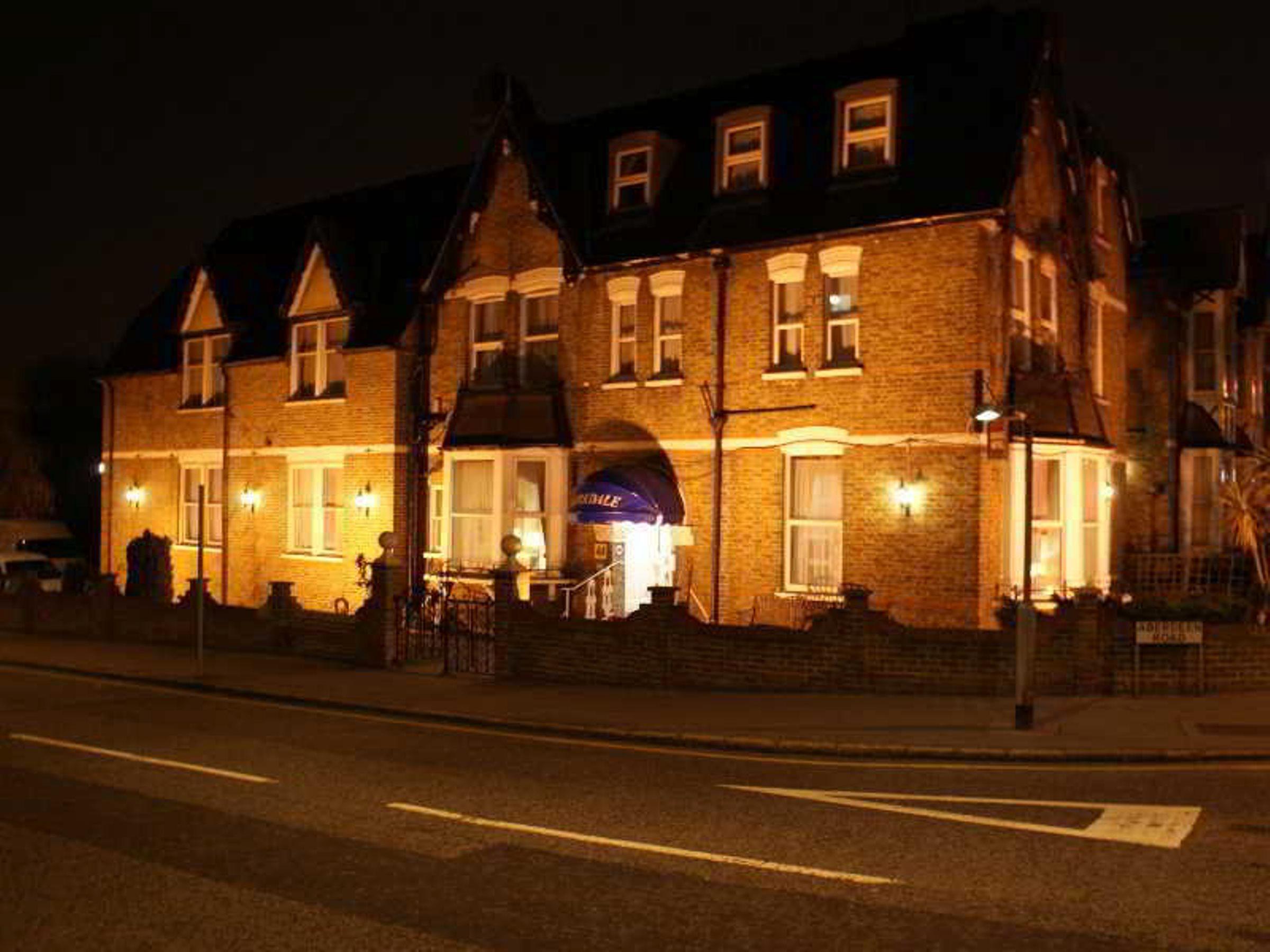 Kirkdale Hotel Croydon Buitenkant foto